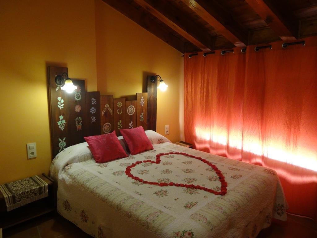 Spa Y Casa Rural Rio Dulce Aragosa Exteriör bild