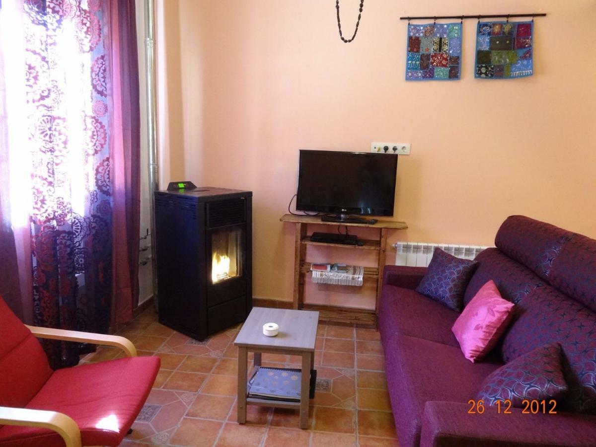 Spa Y Casa Rural Rio Dulce Aragosa Exteriör bild